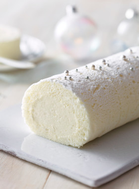 ホワイトロールケーキ