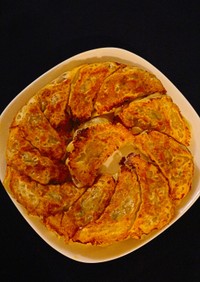 キムチ餃子の作り方（김치만두）。
