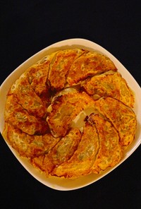 キムチ餃子の作り方（김치만두）。