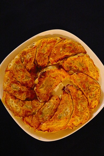 キムチ餃子の作り方（김치만두）。の写真