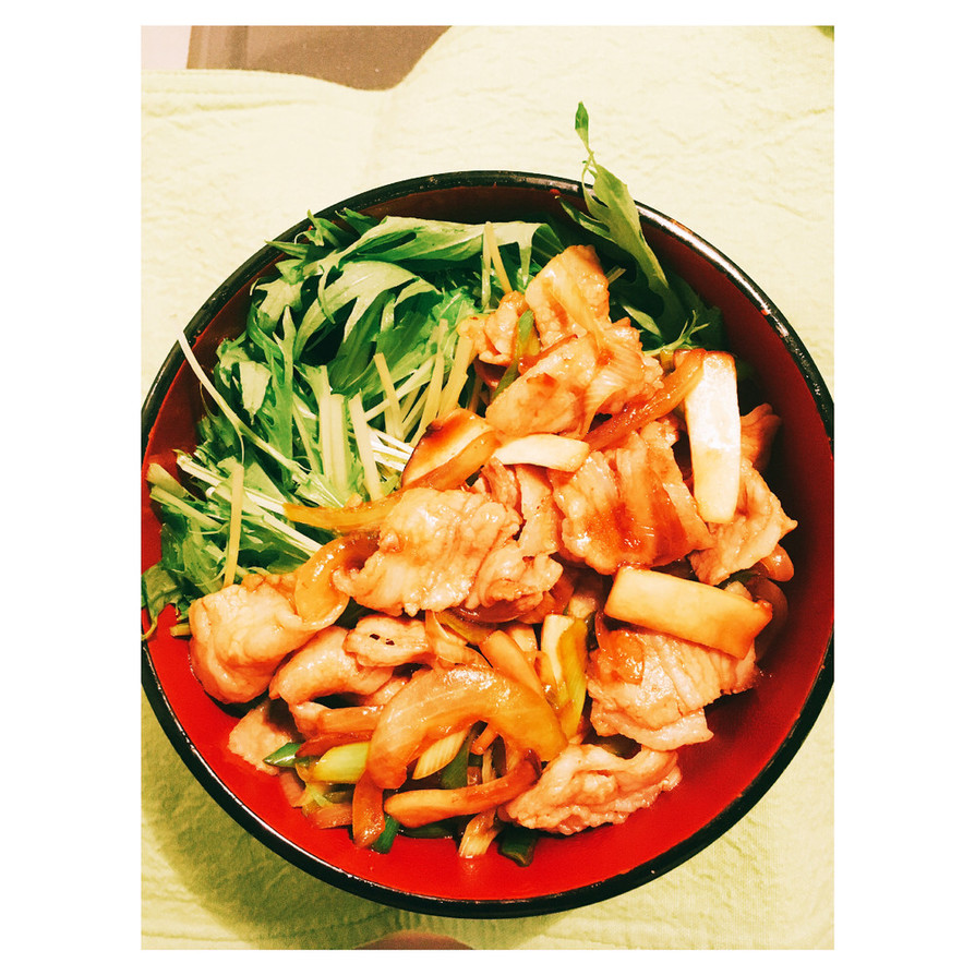 水菜でさっぱり♪甘辛味の北海道豚丼✨の画像