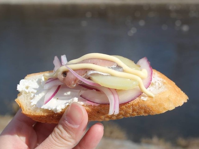 シュールストレミングを美味しく食べる レシピ 作り方 By クジャク同好会 クックパッド 簡単おいしいみんなのレシピが350万品