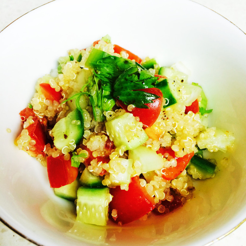 鶏ひき肉とキヌアのサラダのレシピ