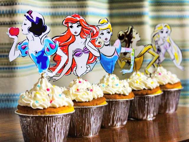 無料ダウンロードディズニー プリンセス ケーキ すべてのイラスト画像