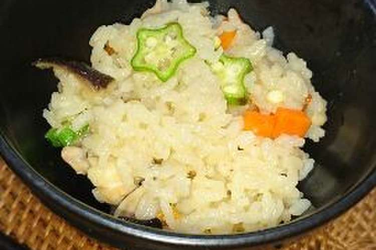 若鶏と生姜とあたた生だししょうゆの炊込飯 レシピ 作り方 By イワシ屋本舗公式 クックパッド 簡単おいしいみんなのレシピが354万品