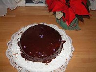 わが家の定番！チョコレートケーキ（ザッハトルテ風）の写真