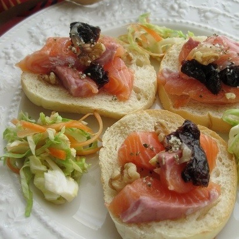 聖パトリックの日のアイルランド風スモークサーモンのカナッペのレシピ