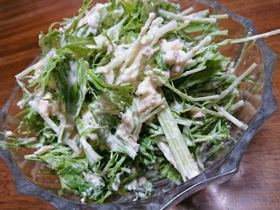水菜とお豆腐のツナマヨサラダの写真