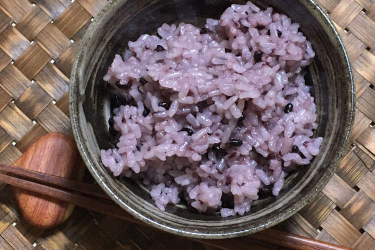 綺麗な紫色 黒米入りご飯の美味しい炊き方 レシピ 作り方 By Yoco152 クックパッド 簡単おいしいみんなのレシピが354万品
