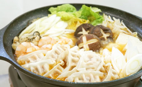 明太餃子の海鮮キムチ鍋の画像