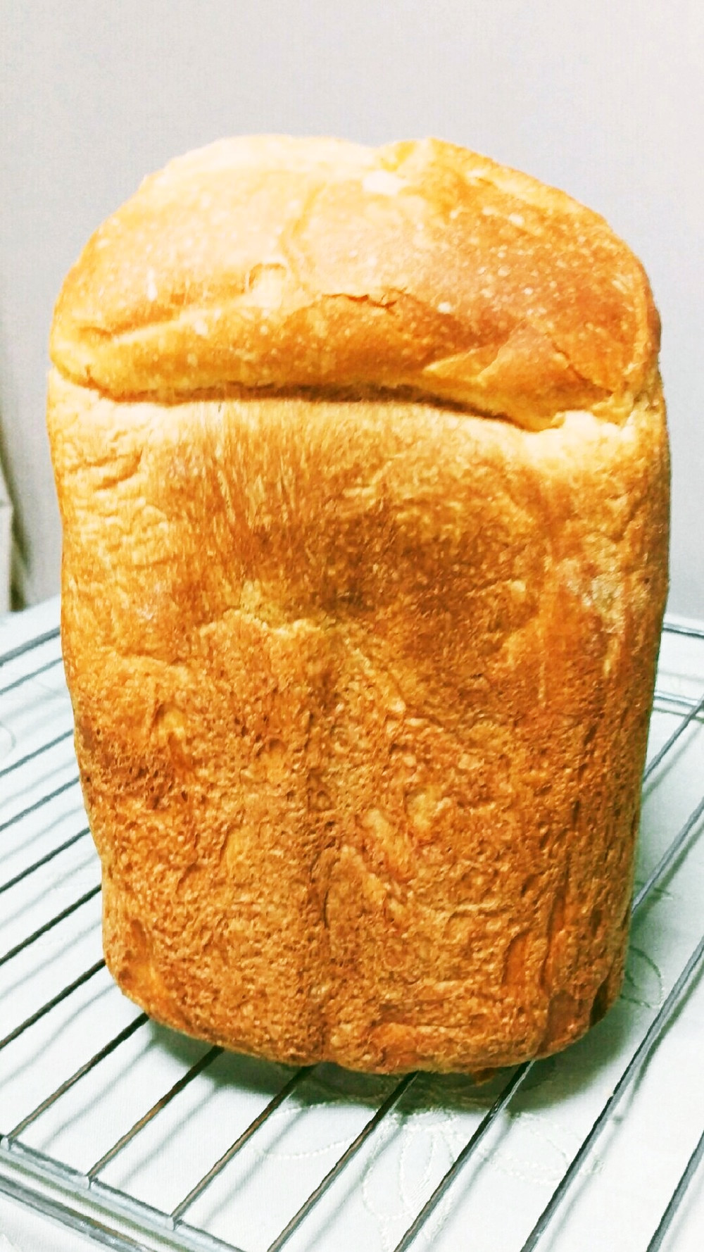 ｈｂでふんわりさっくり食パン1 5斤 レシピ 作り方 By Mo Nyann クックパッド 簡単おいしいみんなのレシピが356万品