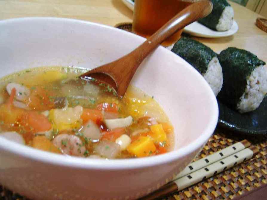 大豆と野菜の具沢山スープの画像