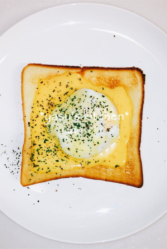 美味しい朝食♪エッグベネディクトトーストの画像
