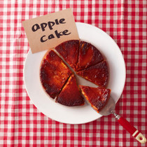キャラメルりんごのアップサイドダウンケーキ
