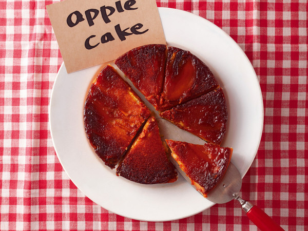 キャラメルりんごのアップサイドダウンケーキ