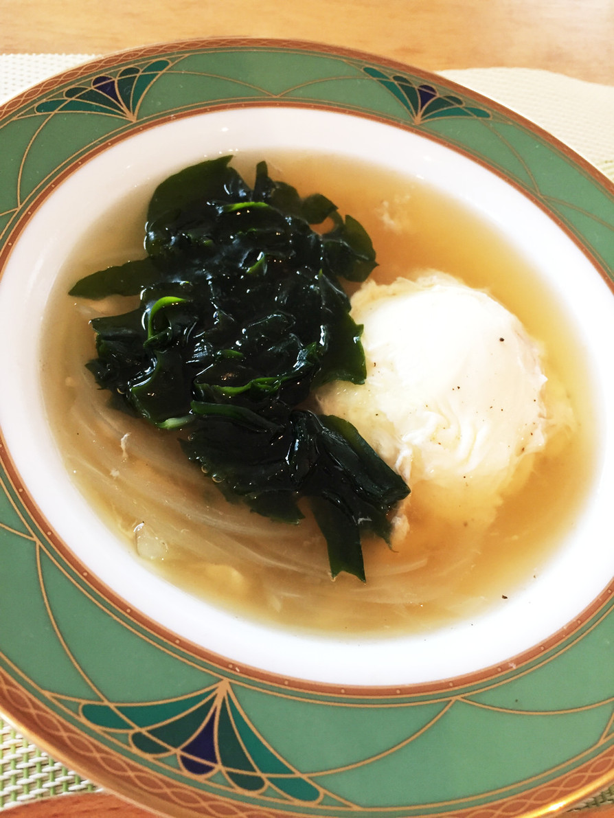 簡単♬わかめと卵と玉ねぎスープの画像