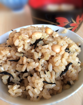 ホクホク!大豆とひじきの炊き込みご飯