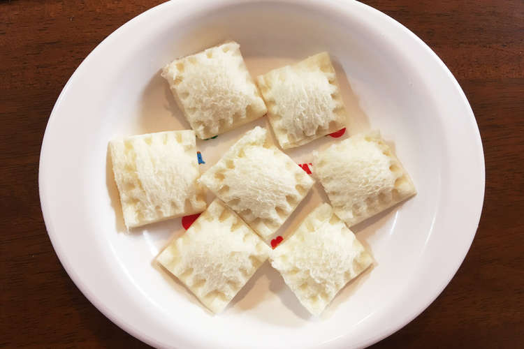 離乳食 簡単 食パンで手づかみおやつ レシピ 作り方 By たんママ クックパッド 簡単おいしいみんなのレシピが376万品