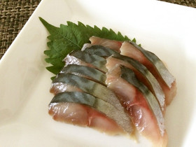 手軽に作れる♪手作りしめさば〜昆布酢締め
