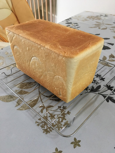 サクッとしっとり我が家の食パン☆1.5斤の写真