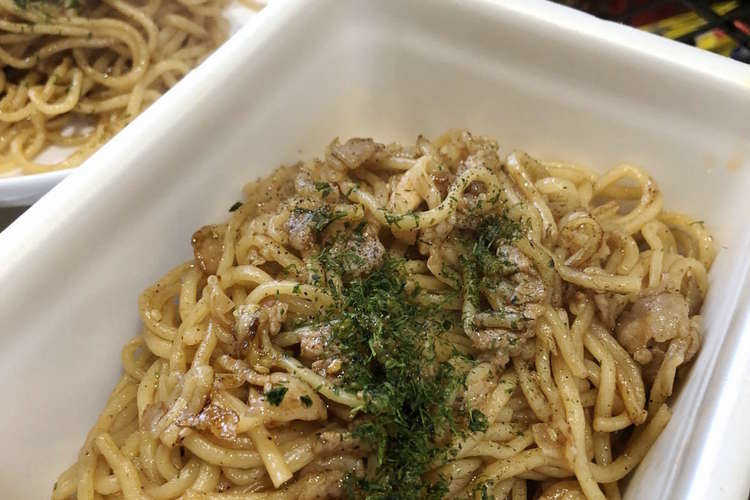 ペヤング風の蒸し焼きそば レシピ 作り方 By Hatchan クックパッド 簡単おいしいみんなのレシピが356万品
