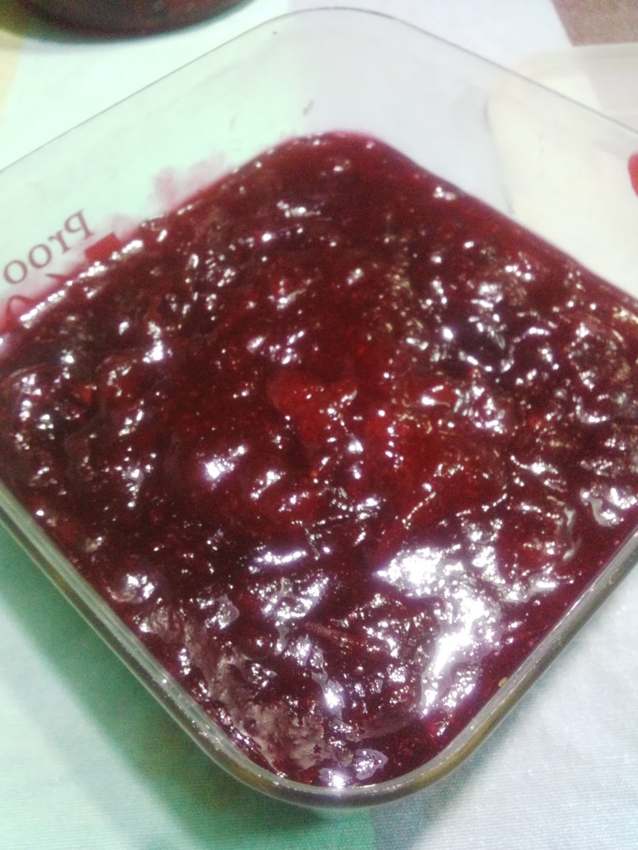 スロークッカークランベリーソースのレシピ