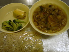 大人気広東めん