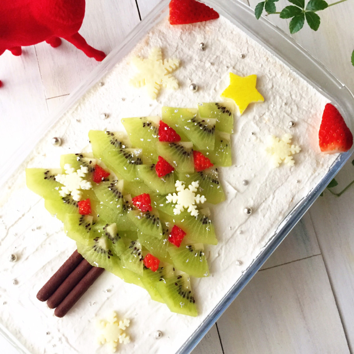 スコップケーキでクリスマスツリーケーキ