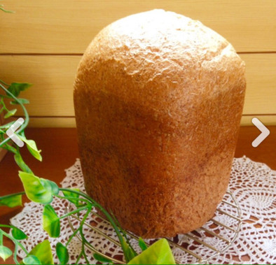 低糖質大豆粉＆全粒粉ブラン食パン の写真