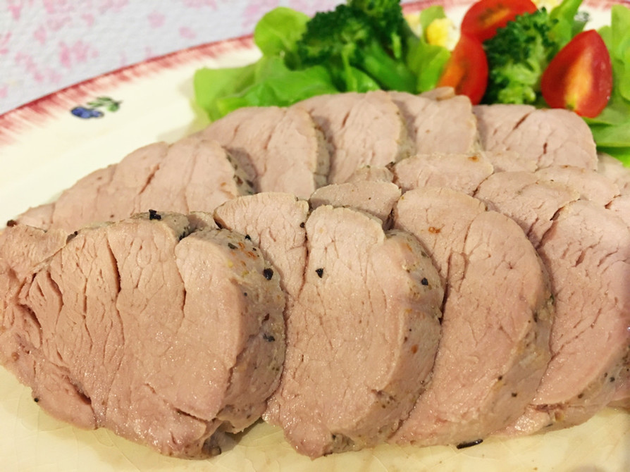 ヘルシーレシピ☆しっとりやわらか豚ヒレ肉の画像