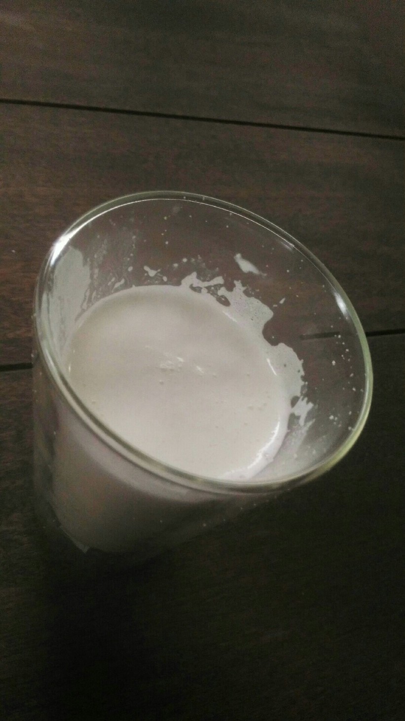 マカダミアナッツミルクの画像