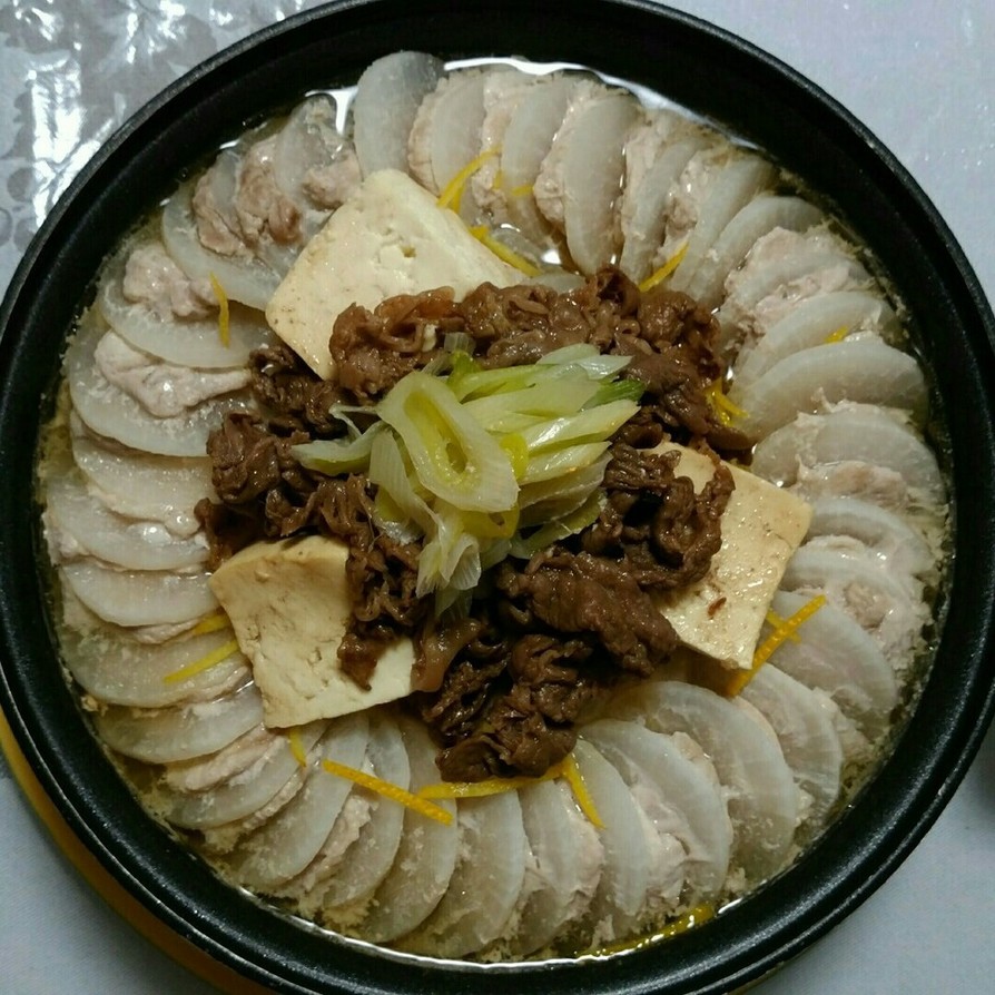 【大根と豚肉のミルフィーユ鍋肉豆腐のせ】の画像