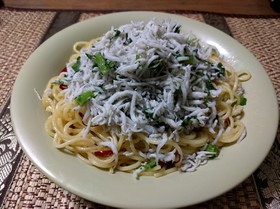 男の しらすのペペロンチーノ 富士盛り