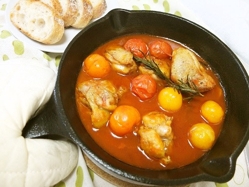 ニトスキでチキンのトマトジュース煮込みの画像