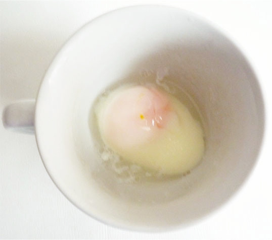 簡単温泉玉子　電子レンジとマグカップ1分の画像