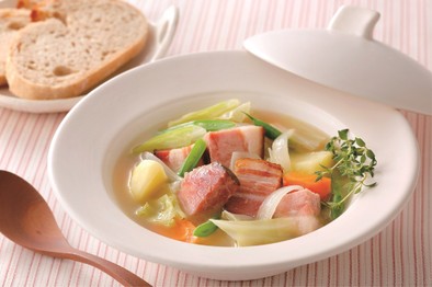 ガルピューレ　ハムと野菜の食べるスープの写真