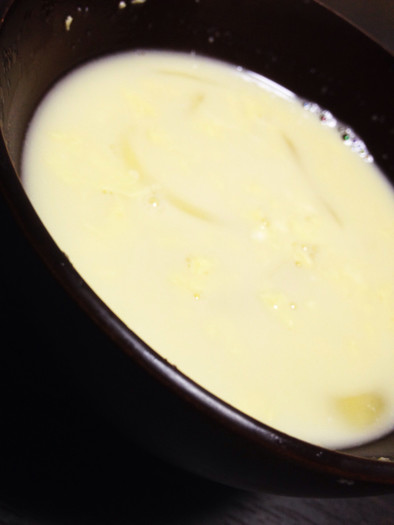 玉ねぎとチーズの濃厚スープの写真