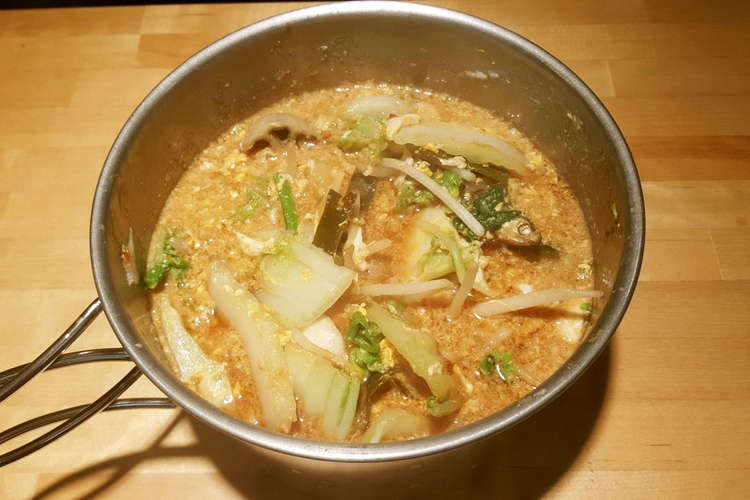 サバイバル 赤だし味噌煮込み一人鍋 レシピ 作り方 By けんこうさん クックパッド 簡単おいしいみんなのレシピが352万品