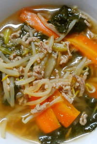 簡単もやしと小松菜 挽き肉の中華スープ♡