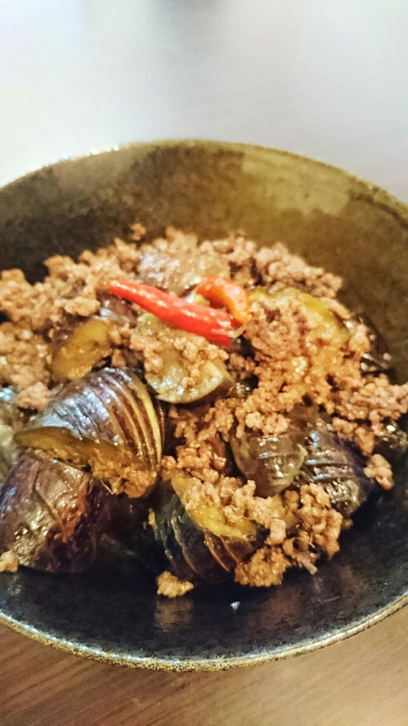 ピリッと美味しい！茄子と挽き肉の炒め煮の画像