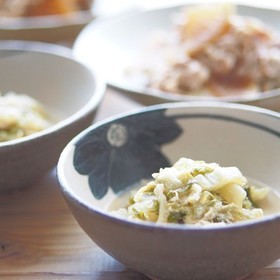 白菜のごま煮