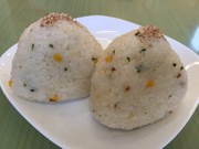 ☆炒飯 梅 おにぎりの写真