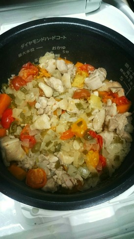 炊飯器で鶏肉のパエリア