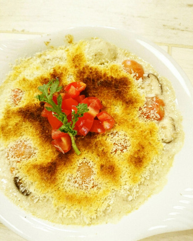 トマトと里芋のミルクパン粉焼きの写真