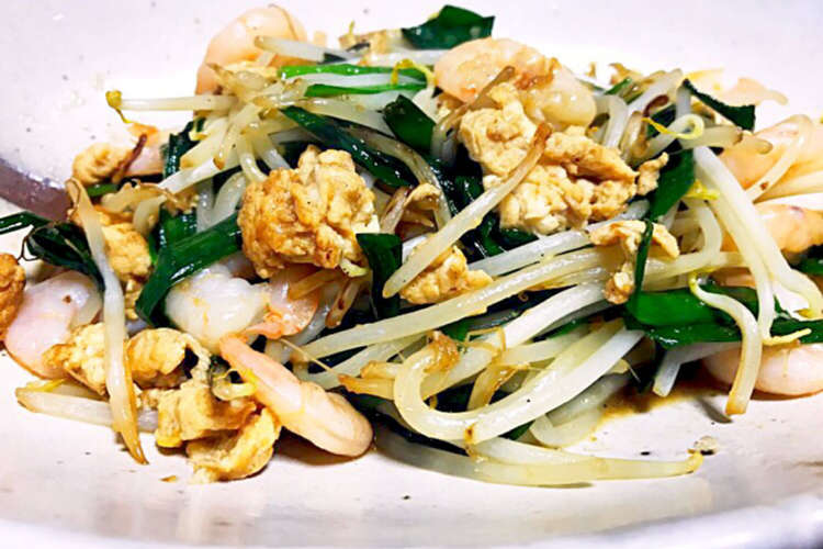 ふわふわ卵の海老入りニラ玉 もやし増し レシピ 作り方 By Caramelcorn クックパッド 簡単おいしいみんなのレシピが354万品