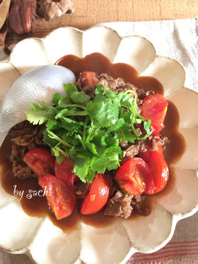 牛肉とトマトのオイスター炒め