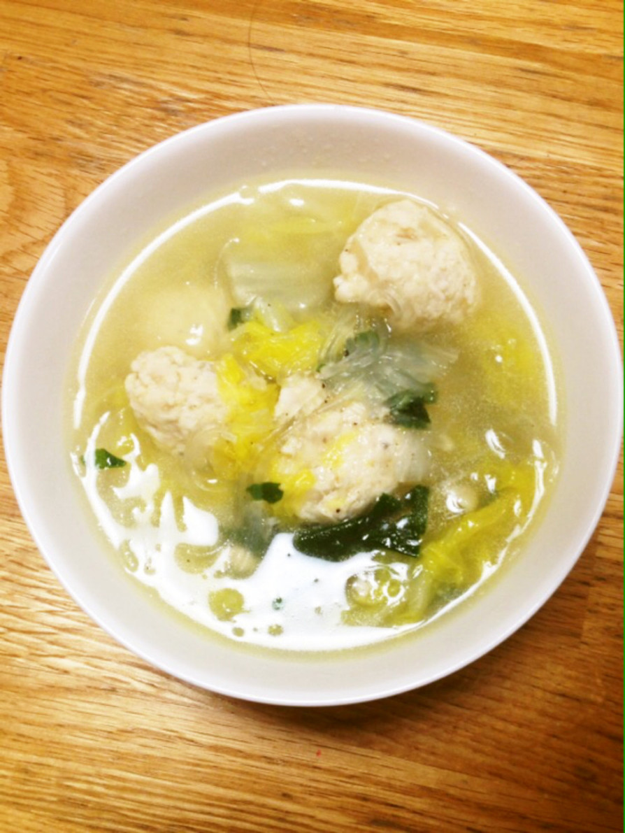 白菜と鶏団子の春雨スープ♪の画像