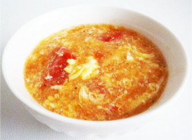 トマトと玉子の中華風スープ