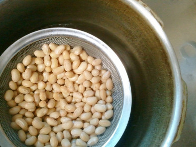 活力鍋で蒸し大豆の覚書の写真