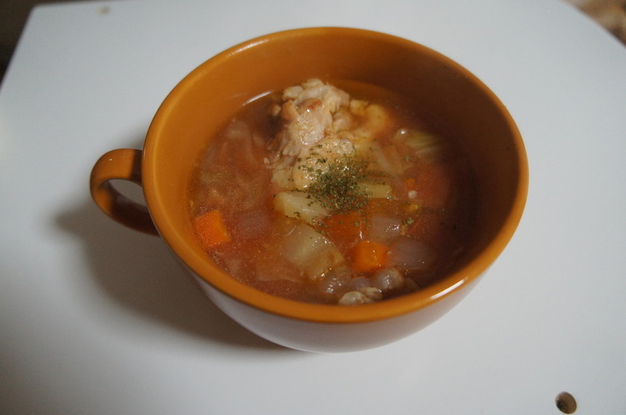塩麹で鶏手羽元やわらか野菜スープの画像